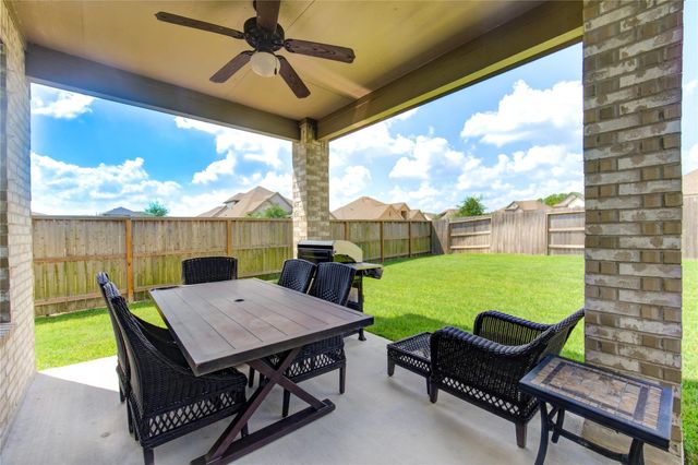 13838 Sturcombe Glen Trail, Rosharon, TX 77583