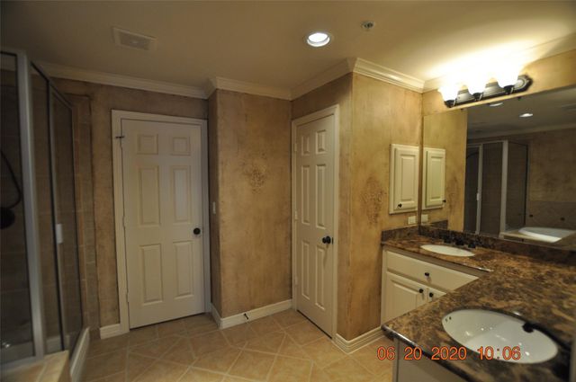 4342 Lake Walk Court, Missouri City, TX 77459