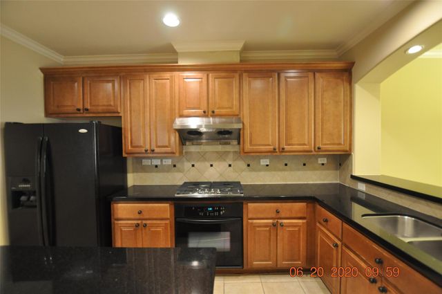 4342 Lake Walk Court, Missouri City, TX 77459