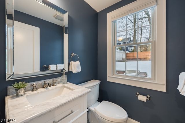 18 Kensington Ter, Maplewood Twp., NJ 07040