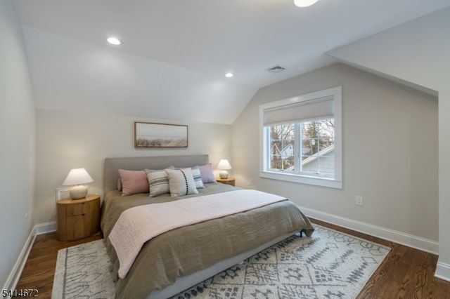 18 Kensington Ter, Maplewood Twp., NJ 07040