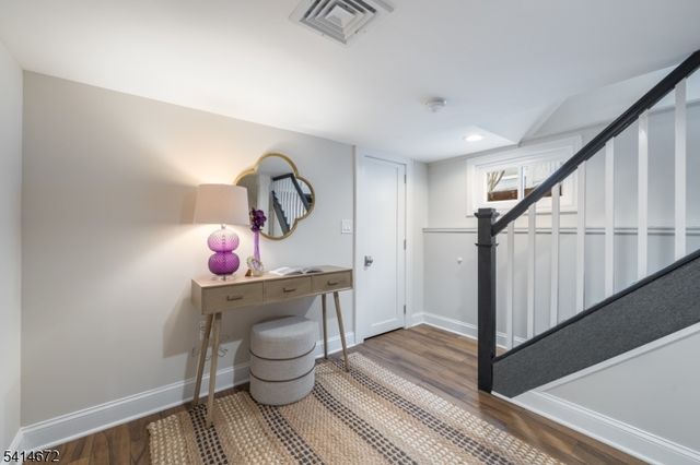 18 Kensington Ter, Maplewood Twp., NJ 07040