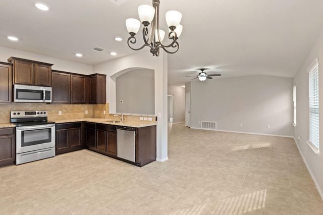 6300 Dorothy Muree DR, Temple, TX 76502