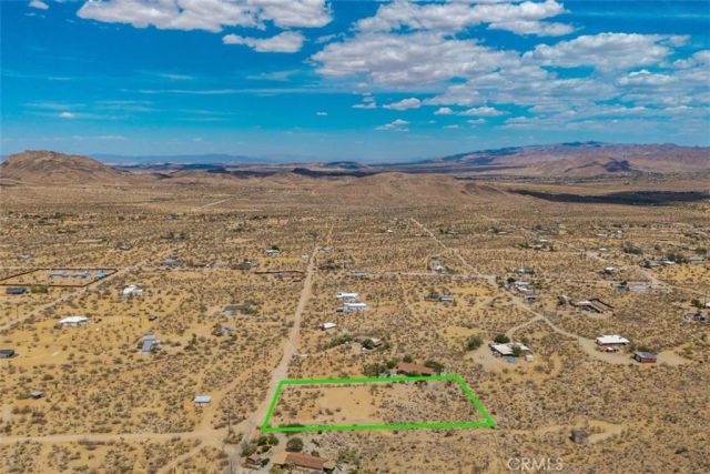 58701 Los Coyotes, Yucca Valley, CA 92284