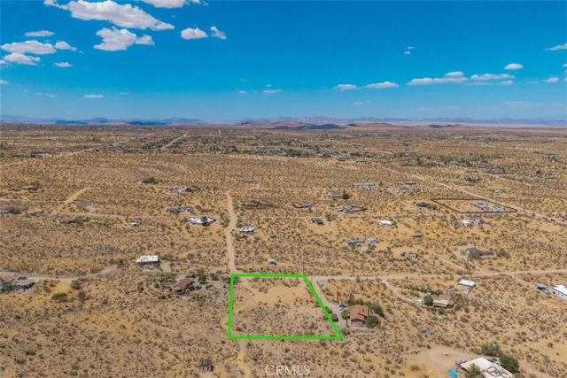 58701 Los Coyotes, Yucca Valley, CA 92284