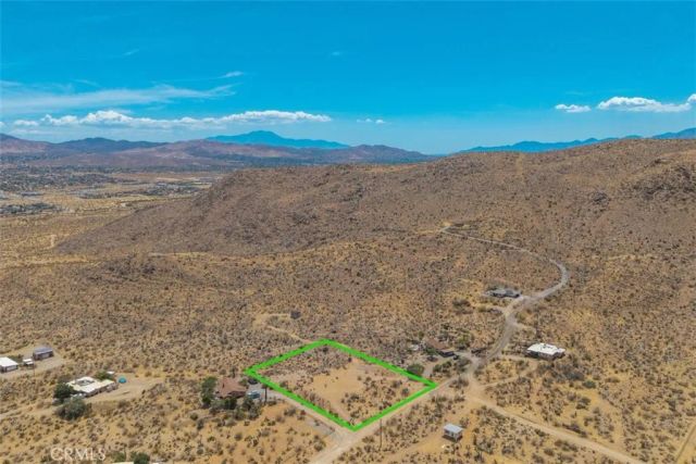 58701 Los Coyotes, Yucca Valley, CA 92284