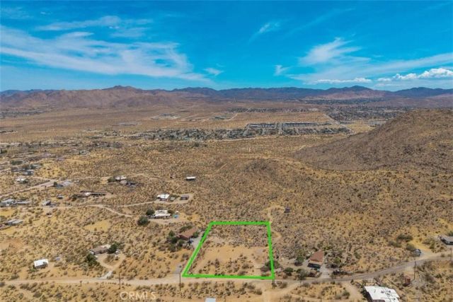 58701 Los Coyotes, Yucca Valley, CA 92284