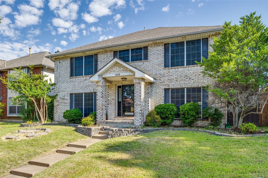 1115 Holly Drive, Carrollton, TX 75010