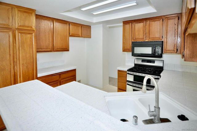 9990 Scripps Westview 57, San Diego, CA 92131