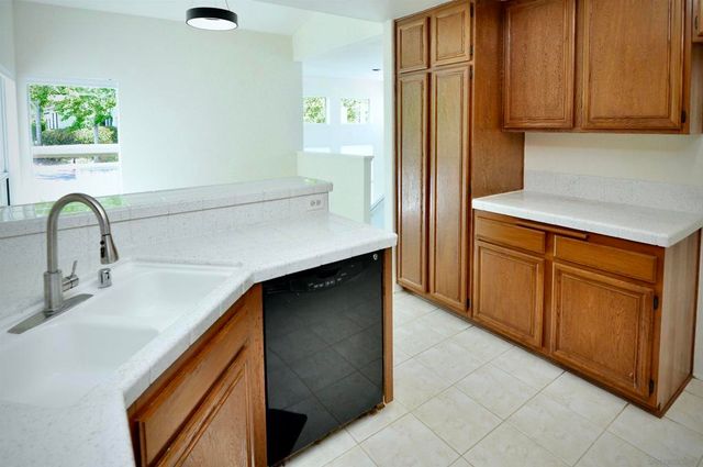9990 Scripps Westview 57, San Diego, CA 92131
