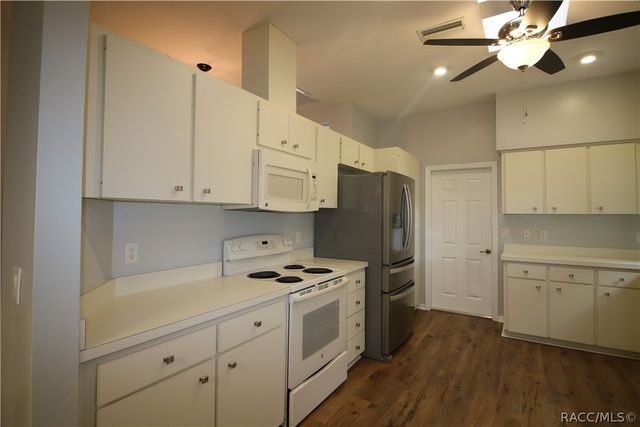 6821 E Queensbury Lane, Inverness, FL 34452
