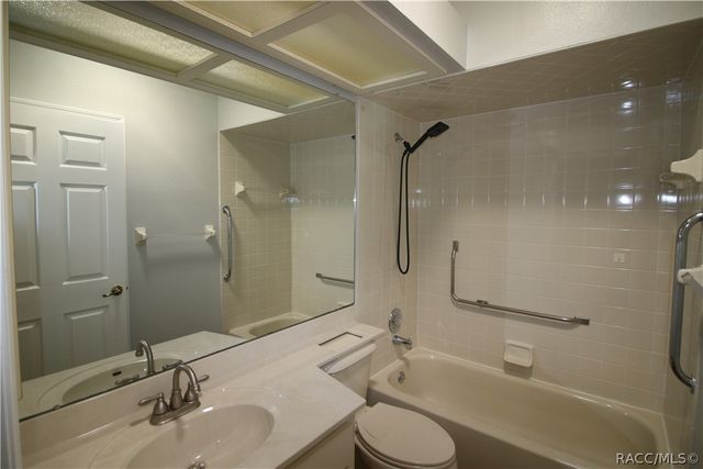 6821 E Queensbury Lane, Inverness, FL 34452