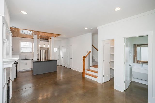 2030 Herman St, Nashville, TN 37208