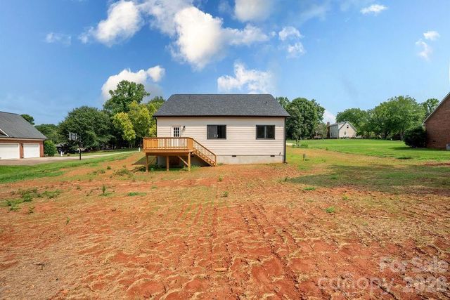 2648 Prince Drive, Lincolnton, NC 28092