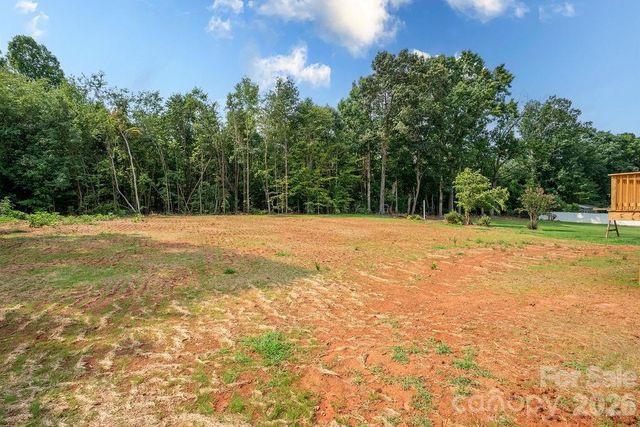 2648 Prince Drive, Lincolnton, NC 28092