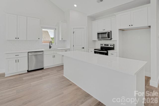 2648 Prince Drive, Lincolnton, NC 28092