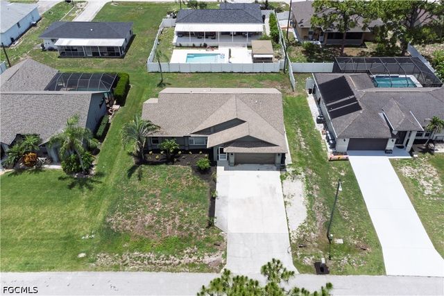 18542 Wisteria RD, Fort Myers, FL 33967