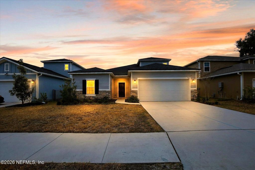 2966 FIRETHORN Avenue, Orange Park, FL 32073