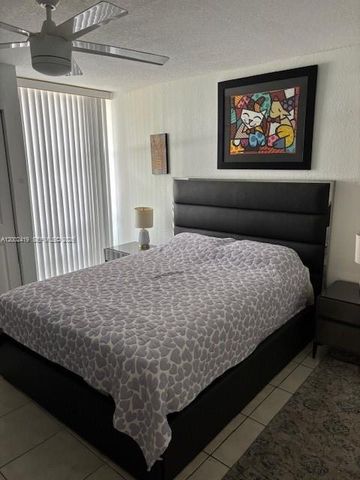 210 172nd St 127, Sunny Isles Beach, FL 33160