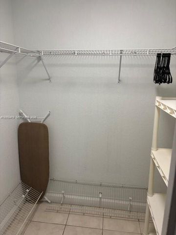 210 172nd St 127, Sunny Isles Beach, FL 33160