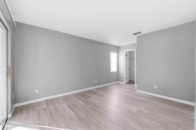 7656 Saint Andrews Boulevard Building 5, Weeki Wachee, FL 34613