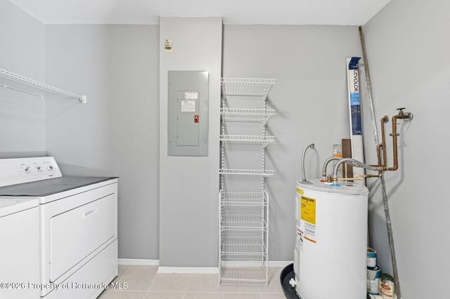 7656 Saint Andrews Boulevard Building 5, Weeki Wachee, FL 34613