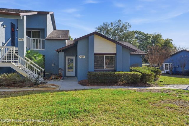 7656 Saint Andrews Boulevard Building 5, Weeki Wachee, FL 34613