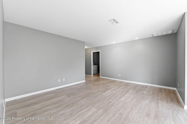 7656 Saint Andrews Boulevard Building 5, Weeki Wachee, FL 34613