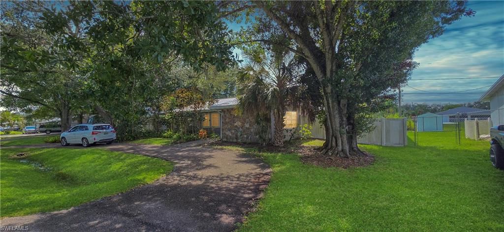 13823/827 2nd ST, FORT MYERS, FL 33905 — exterior