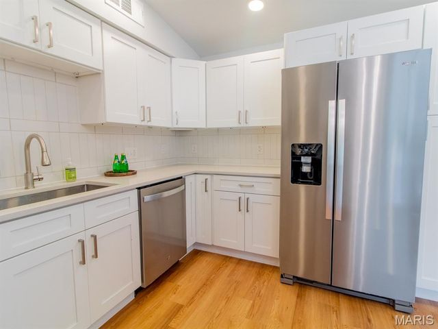 920 Volz Drive, Crestwood, MO 63126