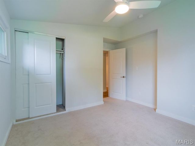 920 Volz Drive, Crestwood, MO 63126