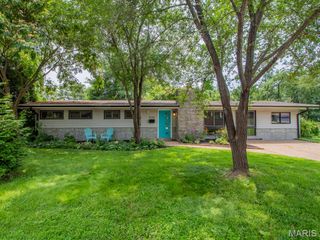 920 Volz Drive, Crestwood, MO 63126