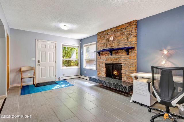 432 W 10th Avenue, Anchorage, AK 99501