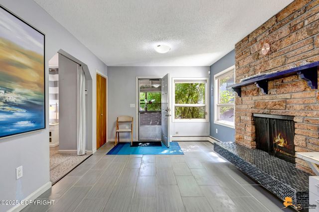 432 W 10th Avenue, Anchorage, AK 99501