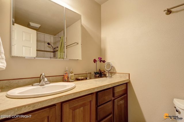 432 W 10th Avenue, Anchorage, AK 99501