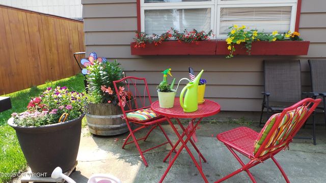 432 W 10th Avenue, Anchorage, AK 99501