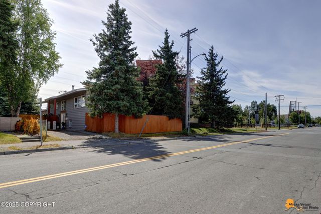 432 W 10th Avenue, Anchorage, AK 99501