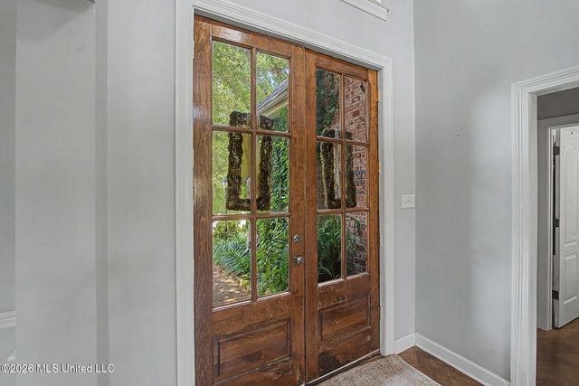 1424 Stone Gate Drive, Hernando, MS 38632