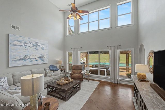 1424 Stone Gate Drive, Hernando, MS 38632