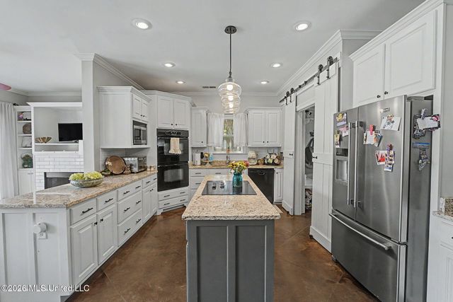 1424 Stone Gate Drive, Hernando, MS 38632