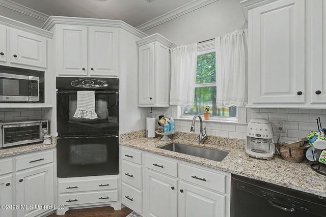 1424 Stone Gate Drive, Hernando, MS 38632