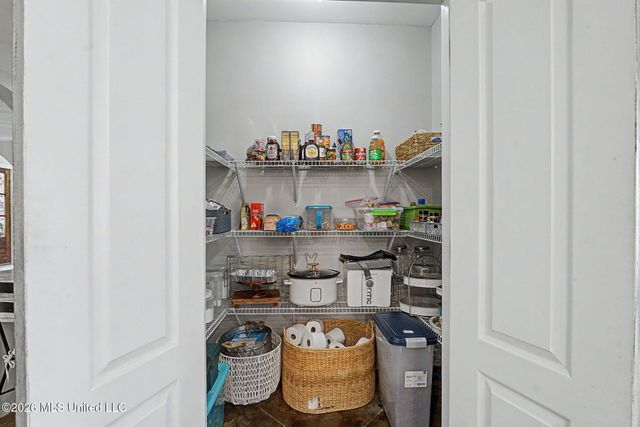 1424 Stone Gate Drive, Hernando, MS 38632
