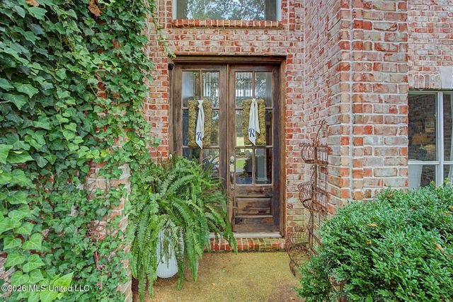 1424 Stone Gate Drive, Hernando, MS 38632