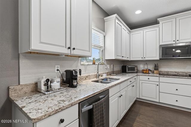 1027 MAYFAIR CREEK Court, Jacksonville, FL 32218