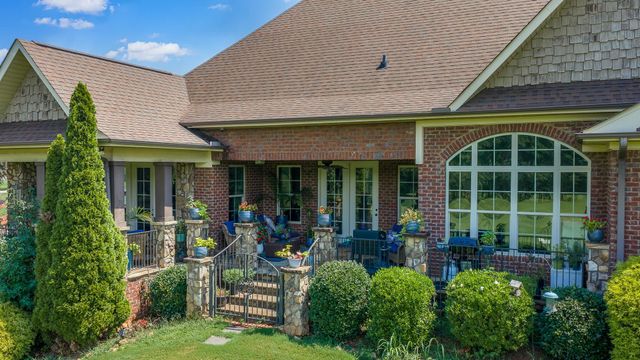 819 E Heathland, Inman, SC 29349
