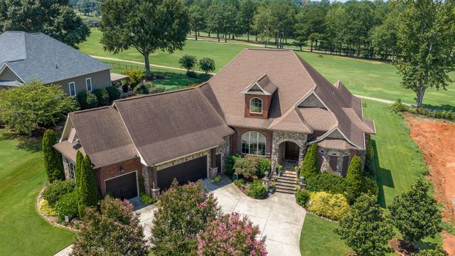 819 E Heathland, Inman, SC 29349