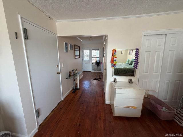 65 W Broadway 11B, Long Beach, NY 11561