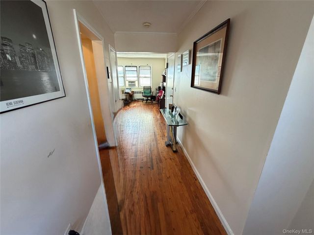 65 W Broadway 11B, Long Beach, NY 11561