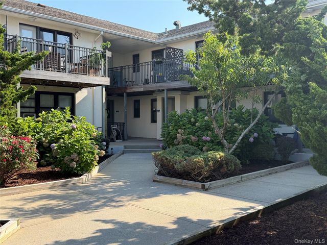 65 W Broadway 11B, Long Beach, NY 11561
