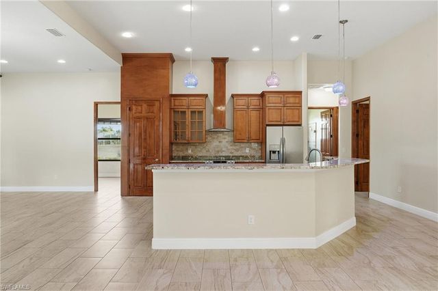 3816 NW 32nd PL, Cape Coral, FL 33993